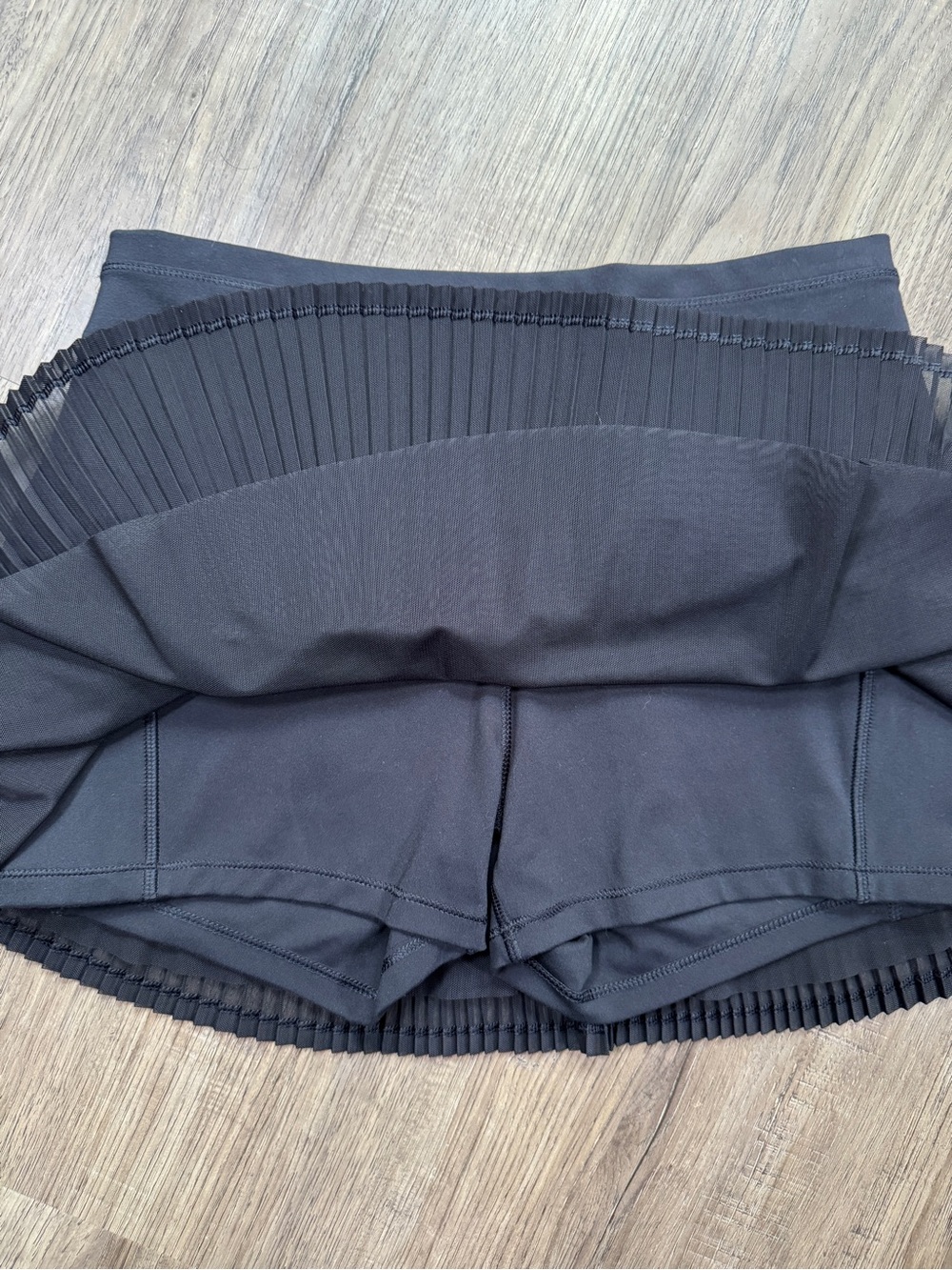 IBKUL Black Pleated Tennis Skort with Built-In Shorts S - Picture 6 of 13